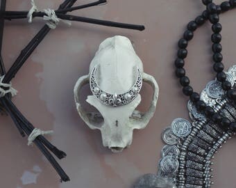 lunar fleur de lys face gem