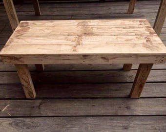 Rustic Reclaimed Pallet Wood Bench