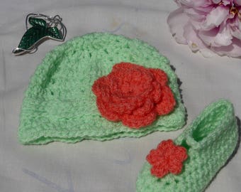 Set hat and booties (Hat and booties set)