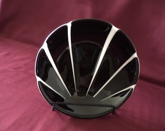 Black sunburst-hand crafted glass bowl 9"