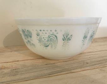 Vintage Pyrex Mixing Bowl