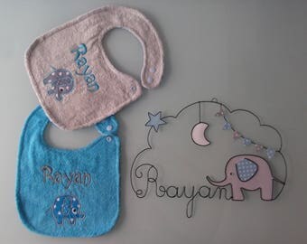 Name in wire with 2 custom bibs - elephant theme