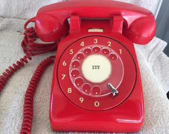 VTG Rotary dial Telephone I.T.T(Face Standard)RED