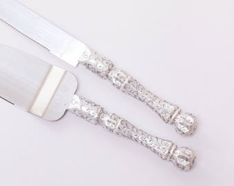 Personalized Wedding Cake Server Set Wedding Cake Knife pearl Cutting Set Cake Servers Wedding Cake Server SILVER white cake knife set of 2