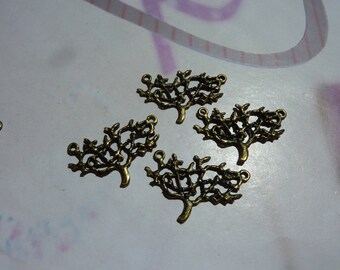 Connector charm pendant tree with branches bronze30x20mm