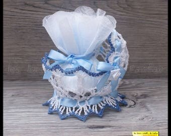 containing 10 wears blue and white for christening or other cradle purses sweets event