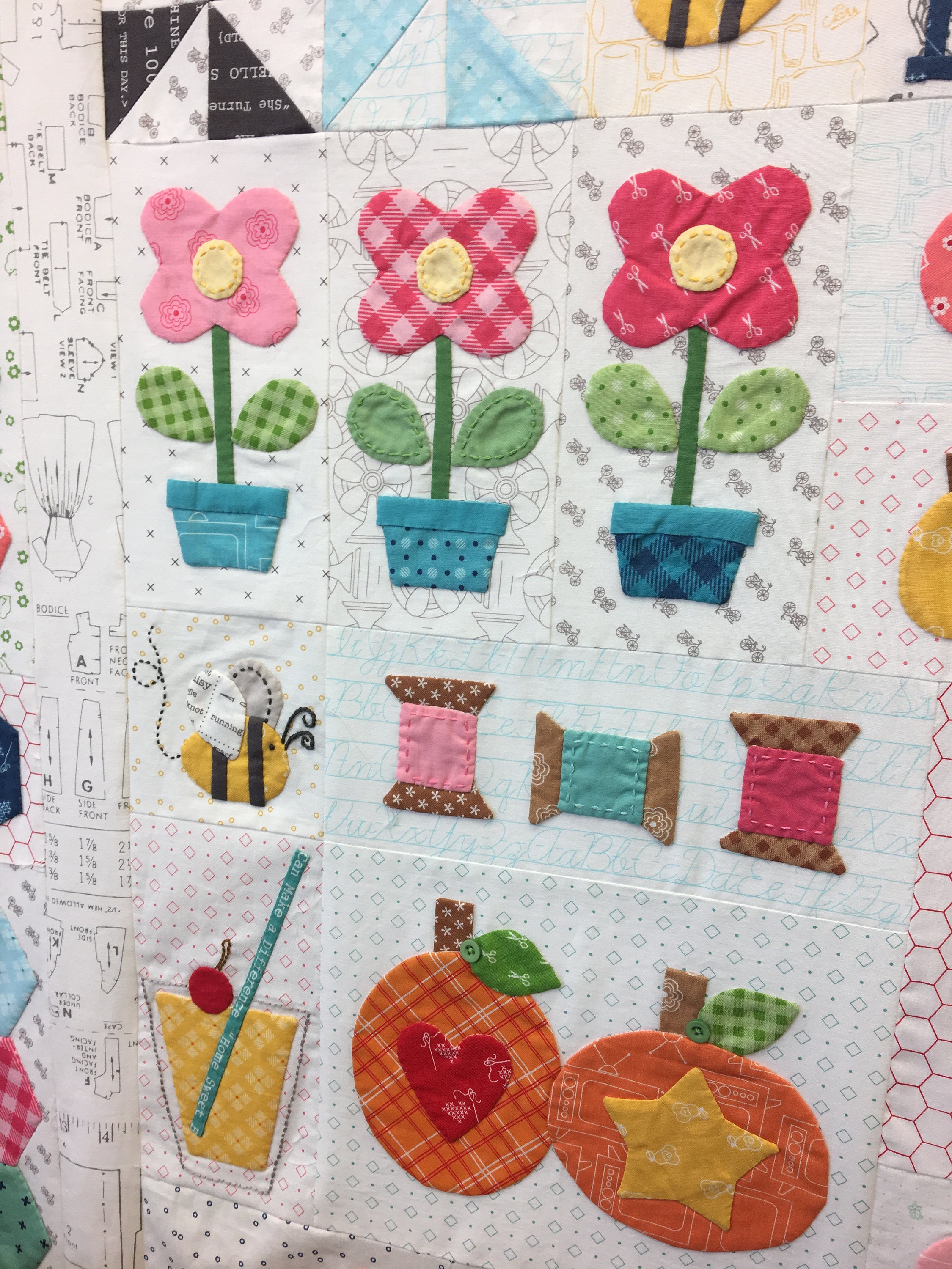 bee-happy-quilt-kit-by-lori-holt-from-ellakatesquiltshoppe-on-etsy-studio