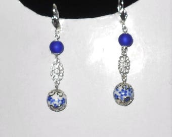 Porcelain and filigree Pearl Earrings Royal Blue