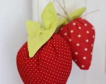 Set of 2 Strawberry scented