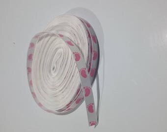 White Ribbon with little pink feet