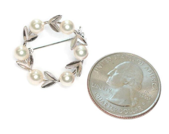 Sterling Silver Cultured Pearl Circle Pin Leaves Petite Size Vintage