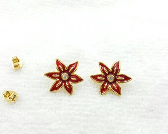 Avon Poinsettia Pierced earrings Mint Condition Enamel Flowers Seasonal 1997 Original box