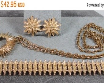 25% Off Collector Set!! Designer, Star-burst Flower Demi Parure, Necklace, Bracelet and Earrings