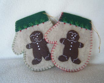 Beige Felt Gingerbread Man Christmas Mitten Ornament/Gift Card Holder
