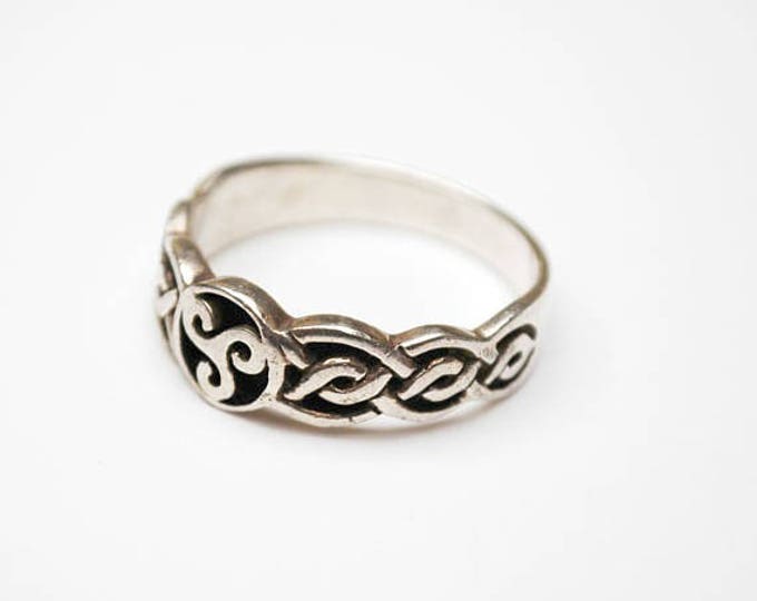 Sterling Celtic Ring - Size 11 - Irish Knot Sterling band ring