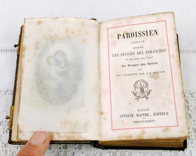 Antique French Religious Book Leather Cover Decorated with Gold Gilt Pattern Printed in 1885 "Paroissien Romain", Liturgy from France Antique French Religious Book Leather Cover Decorated with Gold Gilt Pattern Printed in 1885 "Paroissien Romain", Liturgy from France