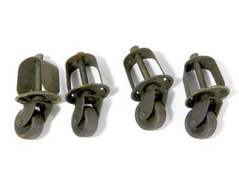 Vintage Industrial Machine Casters, 4 Factory Wheels, Steampunk, Antique Metal Wheels, Furniture Casters, W2