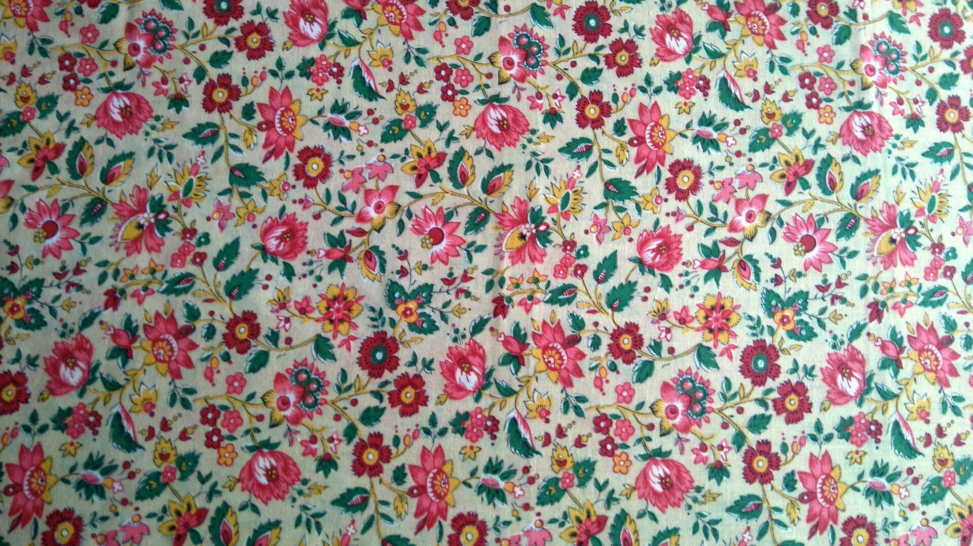 Peter Pan Vintage Fabrics 110 cm x 75 cm from LeLongFil on Etsy Studio