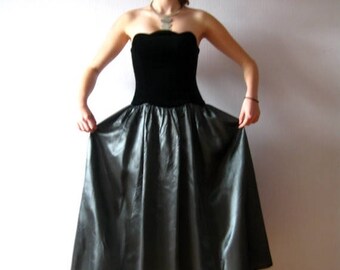 CIJ SALE Laura Ashley Dress Black Velvet Grey Taffeta Maleficent Dress Fitted Bodice Halloween Night Party Masquerade Witch Dress