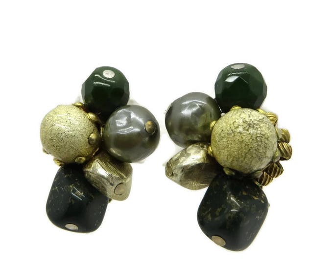 Hattie Carnegie Green Bead Earrings, Vintage Cluster Clip-on Earrings, Signed Carnegie Jewelry