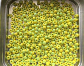 pretty little Pearl "Miyuki" micro-yellow-green ball