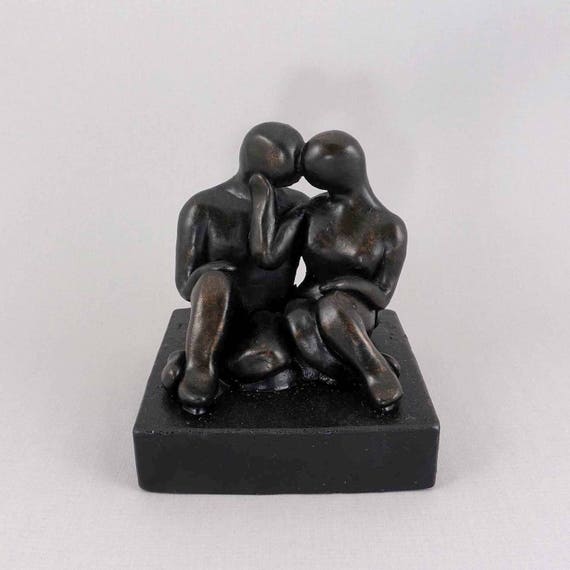 miniature couple statue