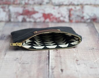waxed cotton canvas pouch, waxed canvas purse, travel bag, zipper pouch, clutch, adventure bag, passport holder, travel bag, gift for him,