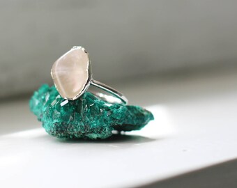 Rose Quartz Ring - Alternative Engagement Ring - Crystal Boho Ring - Raw Stone Engagement Ring - Rough Pink Stone Ring - Raw Crystal Ring