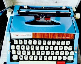 Machine à écrire Brother Nogamatic 600 vintage bleu Vintage blueTypewriter vintage 70s