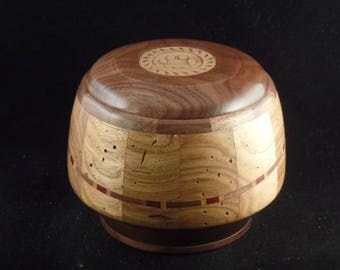 Wormy Butternut Pet Urn #1089-53