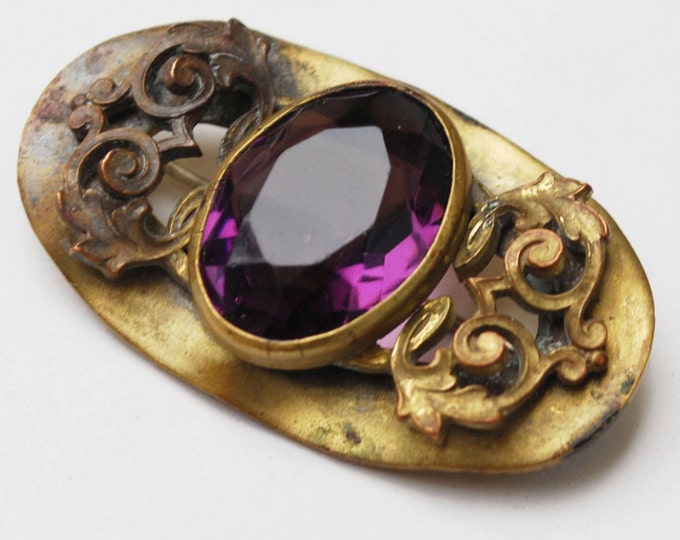 Victorian Bar Brooch -Purple Amethyst Glass - Gold filled - c-clasp - filigree leaf design