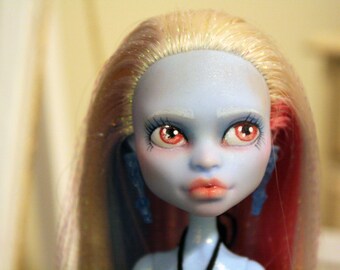 Custom Monster High Abbey Bominable Repaint