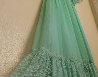 1970s Prom Dresses