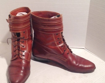 sz 8 b vintage JOAN & DAVID brown italian leather ankle boots