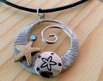 Beach Jewelry, Ocean Jewelry, Beach Gift, Starfish Necklace, FREE SHIPPING, Sand Dollar, Wave Necklace, Starfish Pendent, Beach Wedding