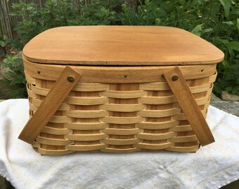 Vintage Woven Wood Picnic Basket, Pie Basket with Shelf, Tailgate Basket, Camping Basket, Rustic or Cottage Decor