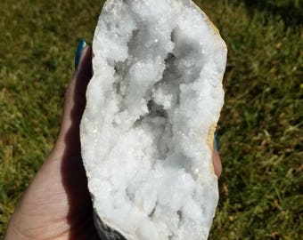 Sparkly Natural White Quartz Geode Crystal Specimen 1.4 lbs