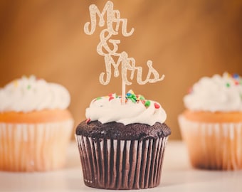 Mr and Mrs cupcake topper, wedding cupcake topper, Couples shower, Bridal shower