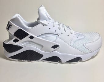 huaraches tennis shoes