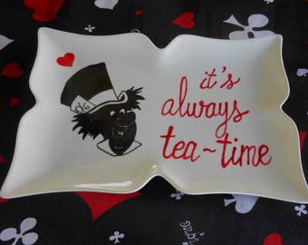 Serving plate - Alice's Adventures in Wonderland