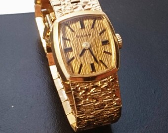 Vintage 1970's ladies gold plated bark effect bulova wrist watch, non working, 17 jewel vintage bulova Swiss wrist watch