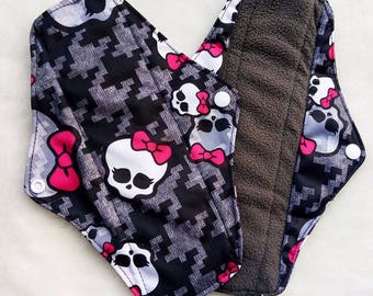 3 PCS Reusable Menstrual Pads / Organic Bamboo Charcoal / Medium Flow