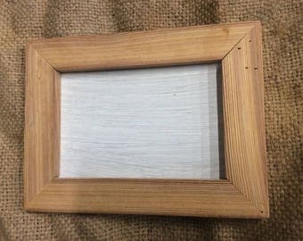 8x10 Pine Picture Frame with 3 Buckle Display Shelf