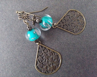Bubble glass and filigree dangle earrings