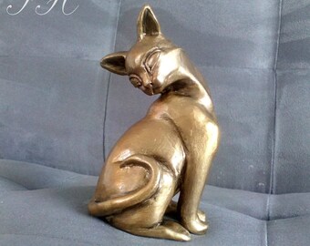 Abstract modern cat figurine, clay