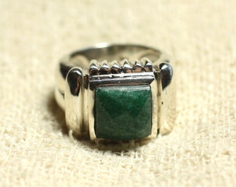 N123 - 925 sterling silver ring and stone - green Aventurine 10mm faceted square