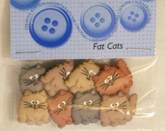 8 novelty buttons - cats.