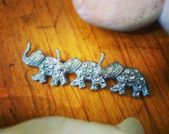 VINTAGE BROOCH with three Indian elephants of Rhinestones, years ' 60