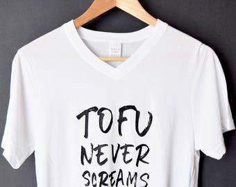 Unisex Vegan Shirt Tofu Never Screams - Sustainable Bamboo Vegan T-Shirt - Men's Slim Fit