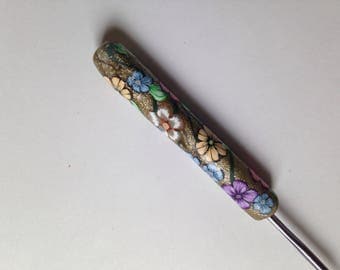 Polymer Clay Floral Covered Crochet Hook, Bates Size F
